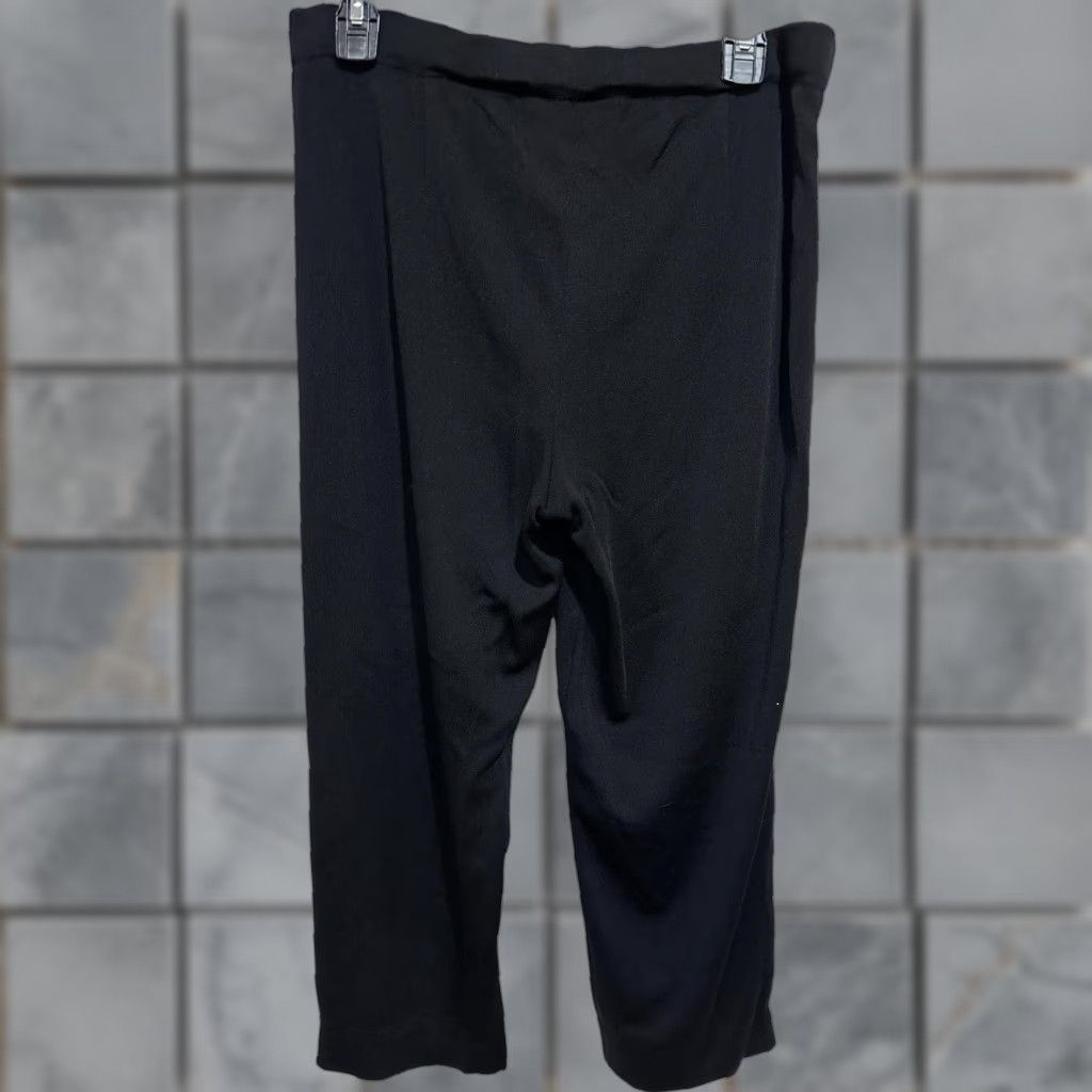Vintage Misook Petite Pants S Black Knit Pull On Slit Hem Elastic Waist Minimalist Dress Pants Womens Slacks Straight Leg 22.5 Inseam High Rise Size 30" / US 8 / IT 44 - 1 Thumbnail
