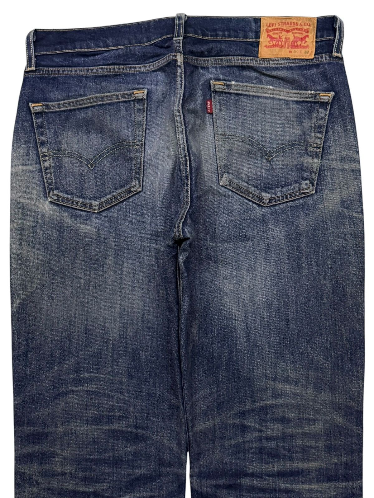 Levi's Vintage Levi’s 514 Denim Jeans | Vintage Straight Fit | W35 Size US 35 - 5 Thumbnail