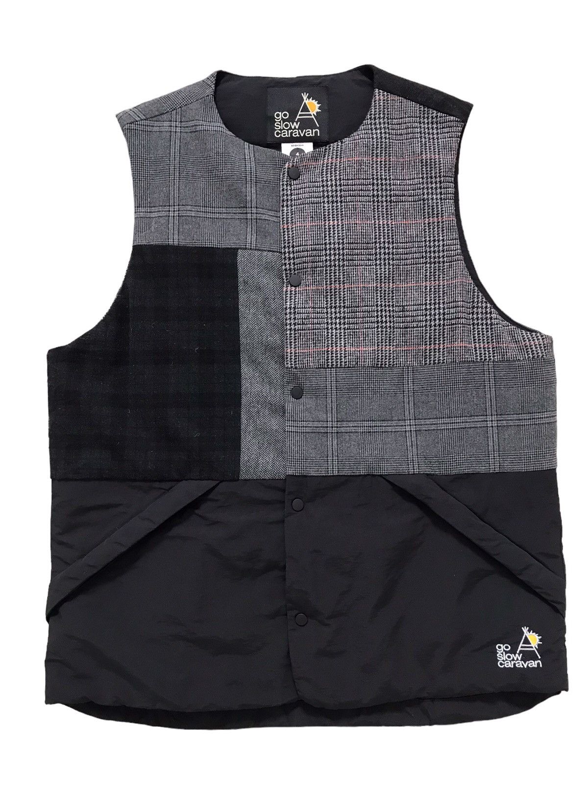 go slow caravan Go Slow Caravan Patchwork Down Vest Jacket Size US L / EU 52-54 / 3 - 5 Thumbnail