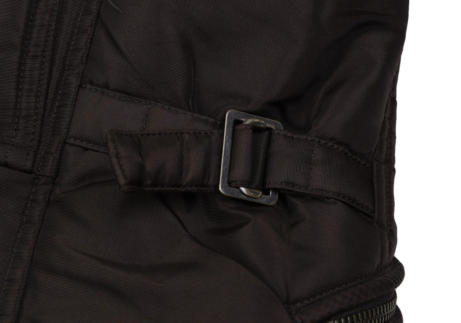 Issey Miyake Padded Blouson in Burdy, Size M Size US M / EU 48-50 / 2 - 17 Thumbnail