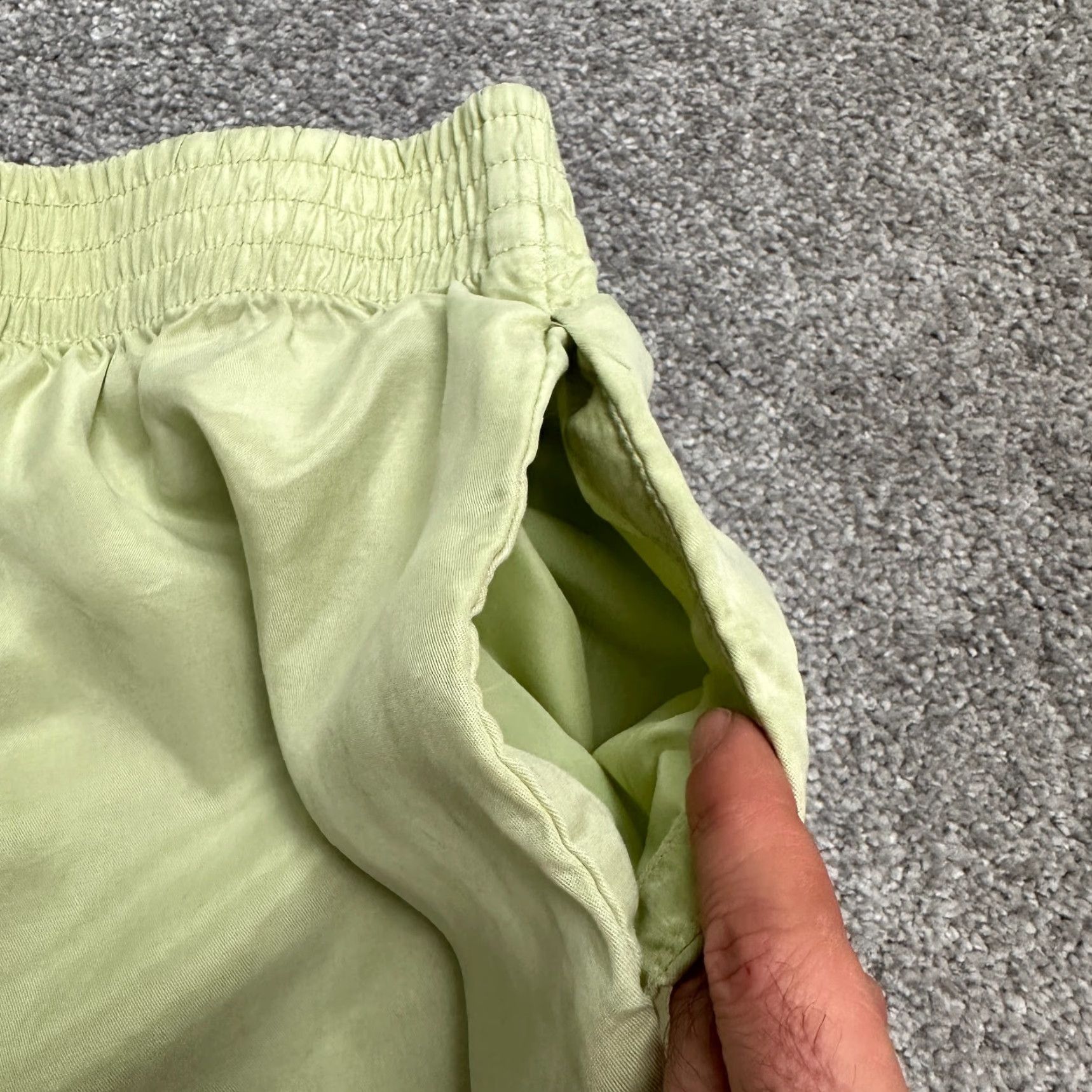 H&M H&M Shorts Womens Medium Green 29x2 Pockets Athletic Casual Active Outdoor Womens Size 32" / US 10 / IT 46 - 3 Thumbnail