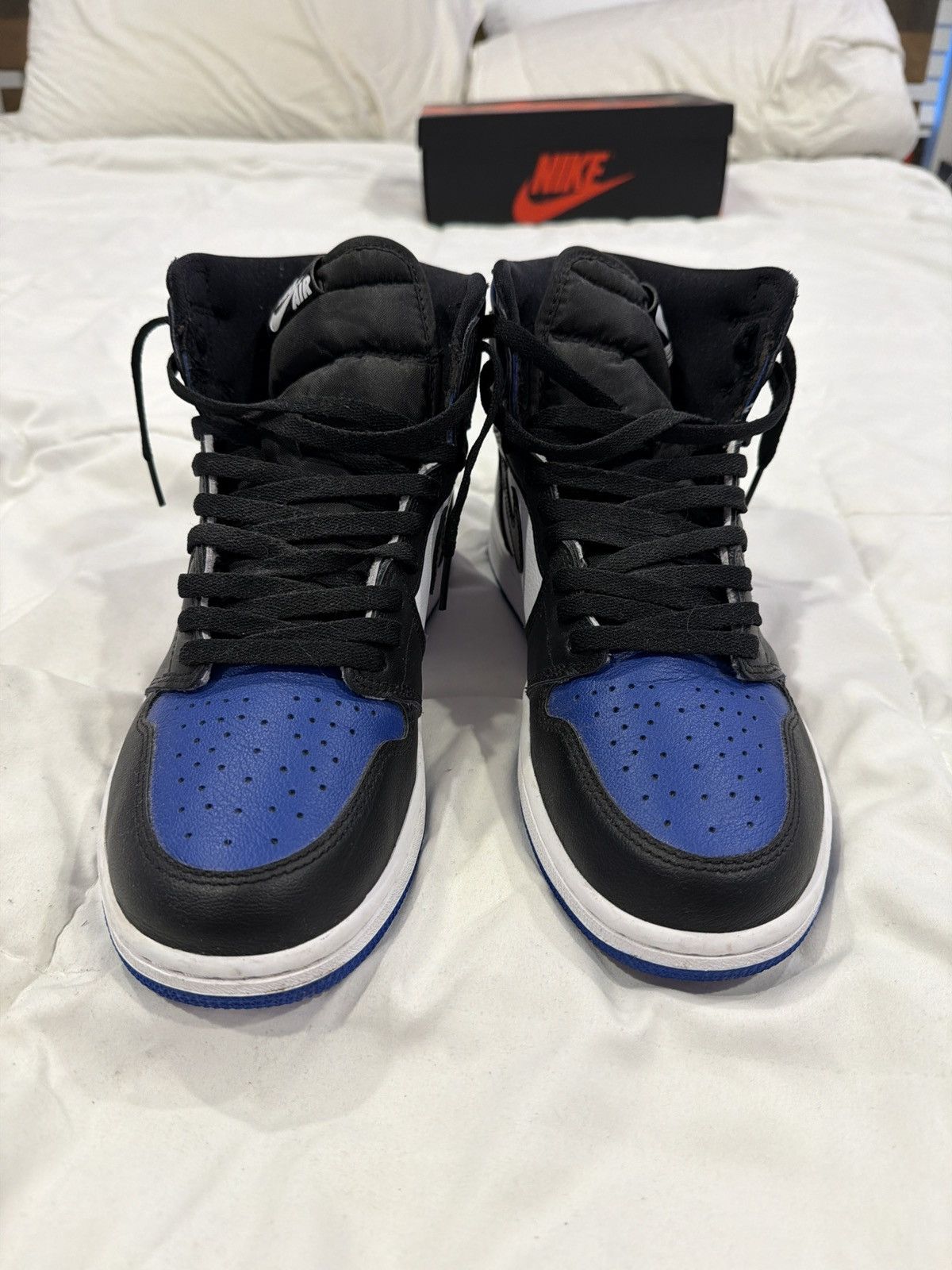 Jordan Brand Air Jordan 1 Retro High OG ‘Royal Toe’ Size US 10 / EU 43 - 3 Thumbnail