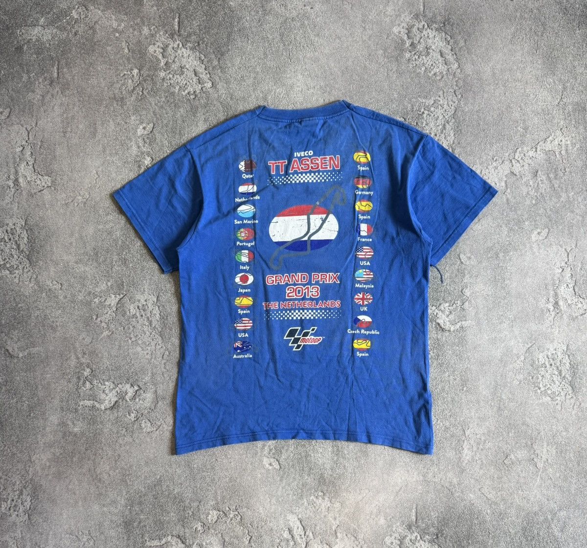 Vintage Grand Prix IVECO Motogp TT ASSEN racing 2013 tshirt tee 00s Size US L / EU 52-54 / 3 - 13 Thumbnail
