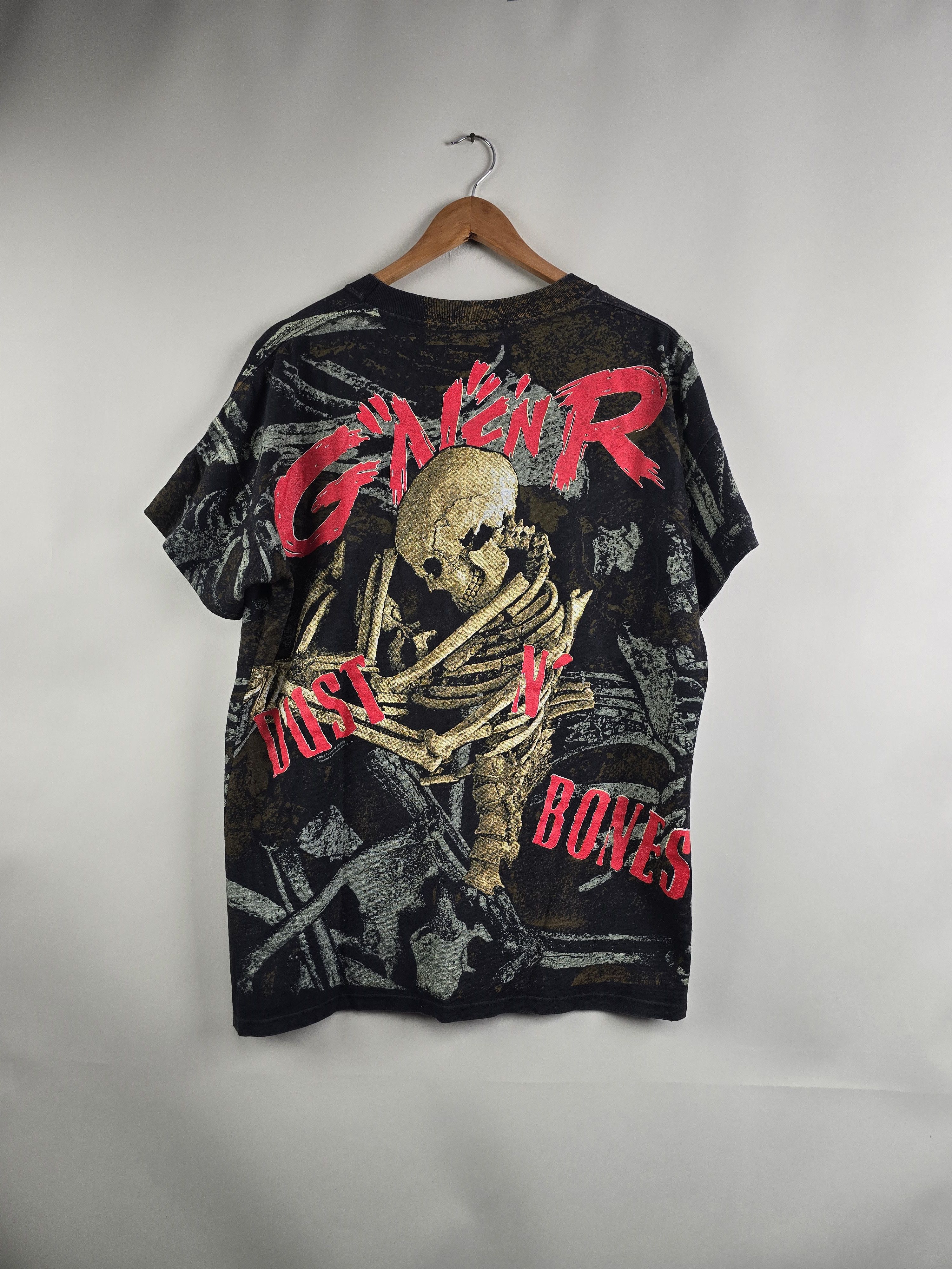 Band Tees × Guns N' Roses × Vintage 1992 Guns N Roses Dust N Bones AOP XL 23" 29" Size US XL / EU 56 / 4 - 4 Thumbnail