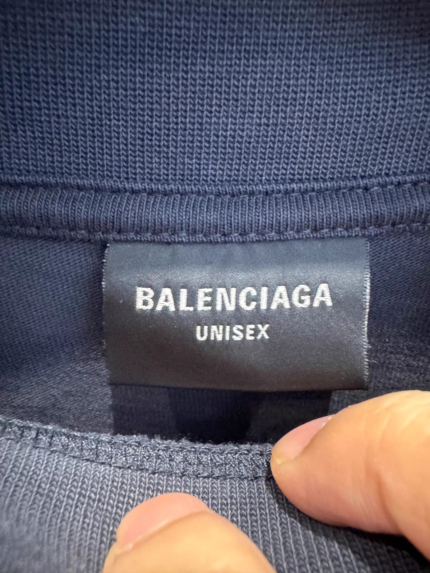 Balenciaga Balenciaga bekind distressed oversized black tee Size US S / EU 44-46 / 1 - 2 Thumbnail