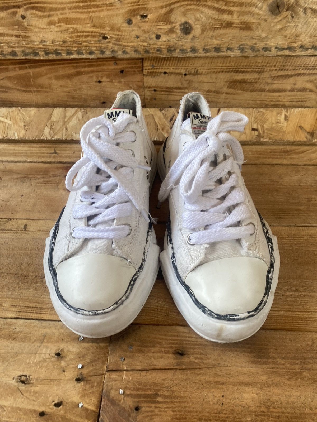 Maison MIHARA YASUHIRO Maison mihara yasuhiro white low-too canvas sneakers sz 41 Size US 8 / EU 41 - 3 Thumbnail