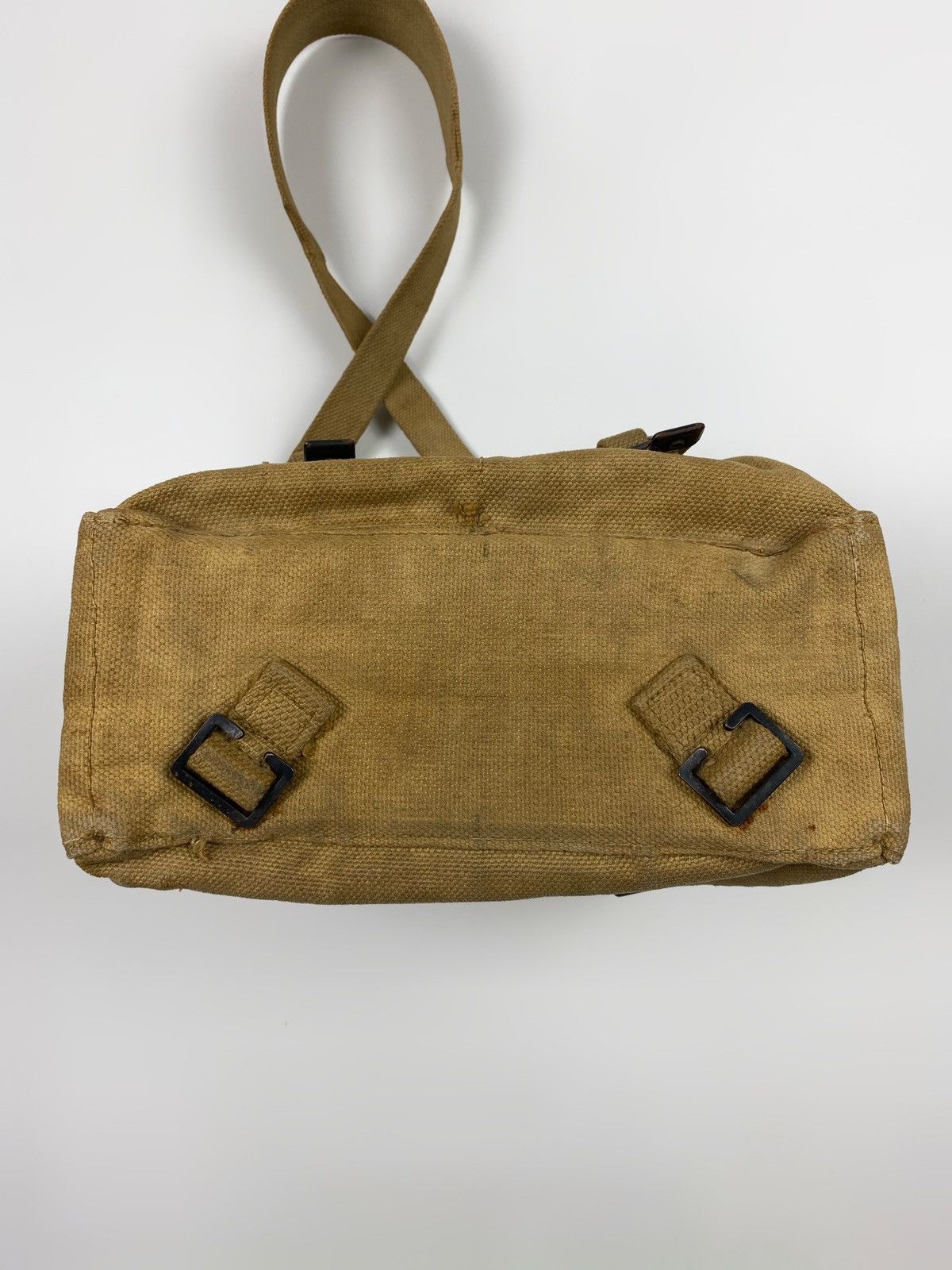 Vintage 1950’s Vintage British Army P-37 Heavy Canvas Shoulder Bag Size ONE SIZE - 10 Thumbnail
