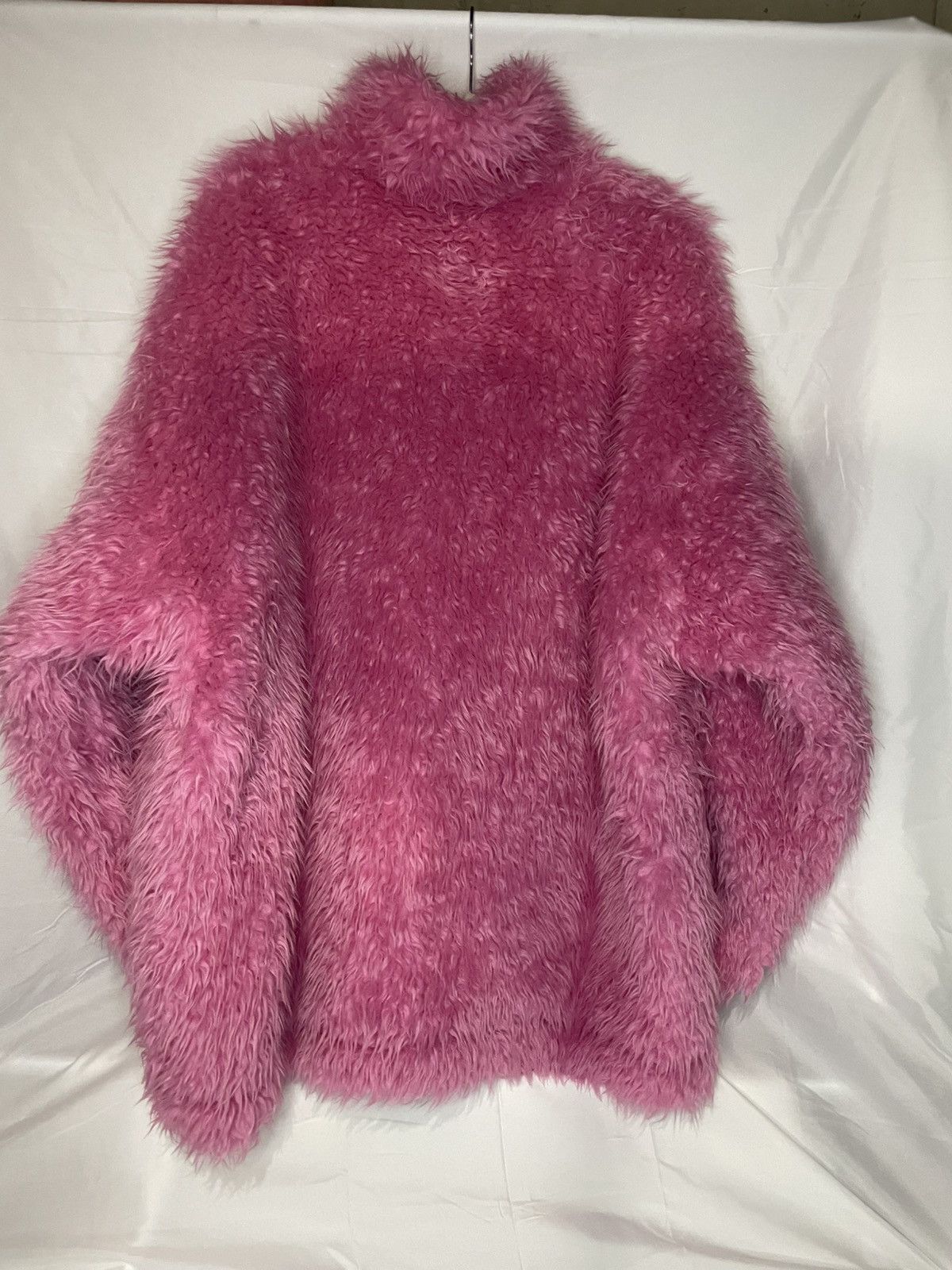 Balenciaga Unisex Balenciaga Faux Fur Zip Up Coat Brand New With Tags Size L / US 10 / IT 46 - 2 Thumbnail