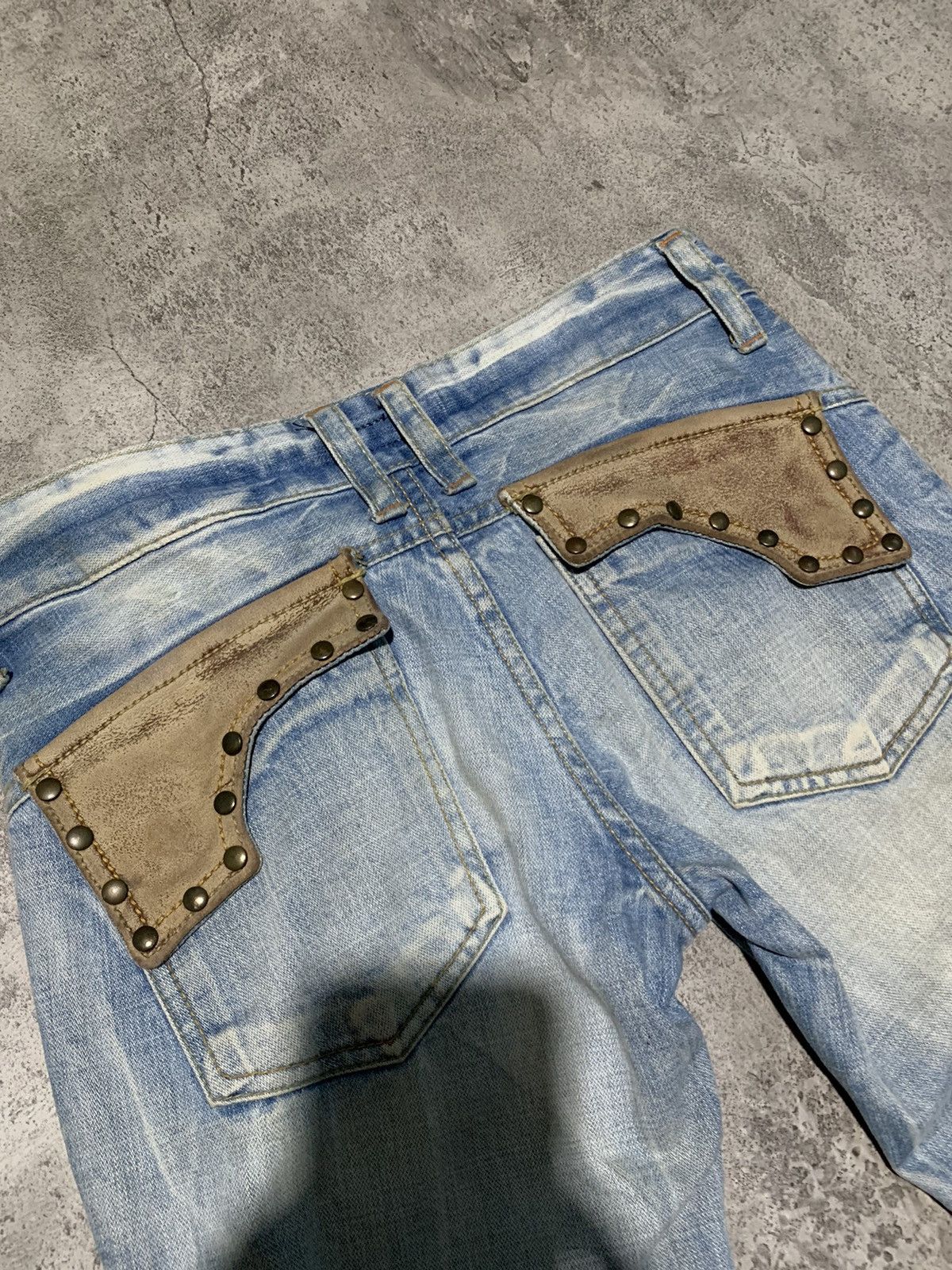 Isamu Katayama Backlash 2000s Glad News cowhide leather pocket ripped flare jeans Size US 29 - 2 Thumbnail