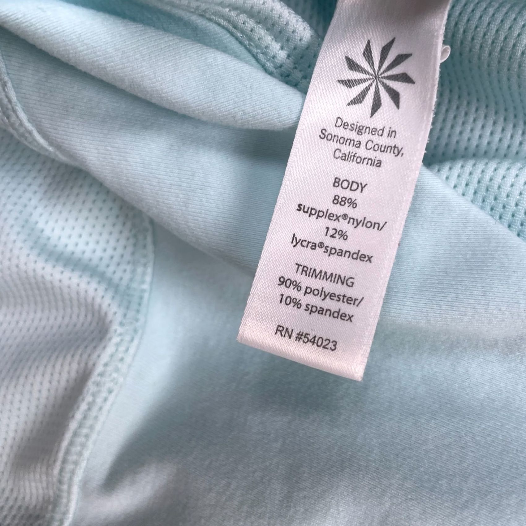 Athleta Athleta Tank Womens XL Blue Top Daydreamer Racerback Fitted Workout Shirt Sleeveless City Sports Activewear Gym Running Yoga Size XL / US 12-14 / IT 48-50 - 4 Thumbnail