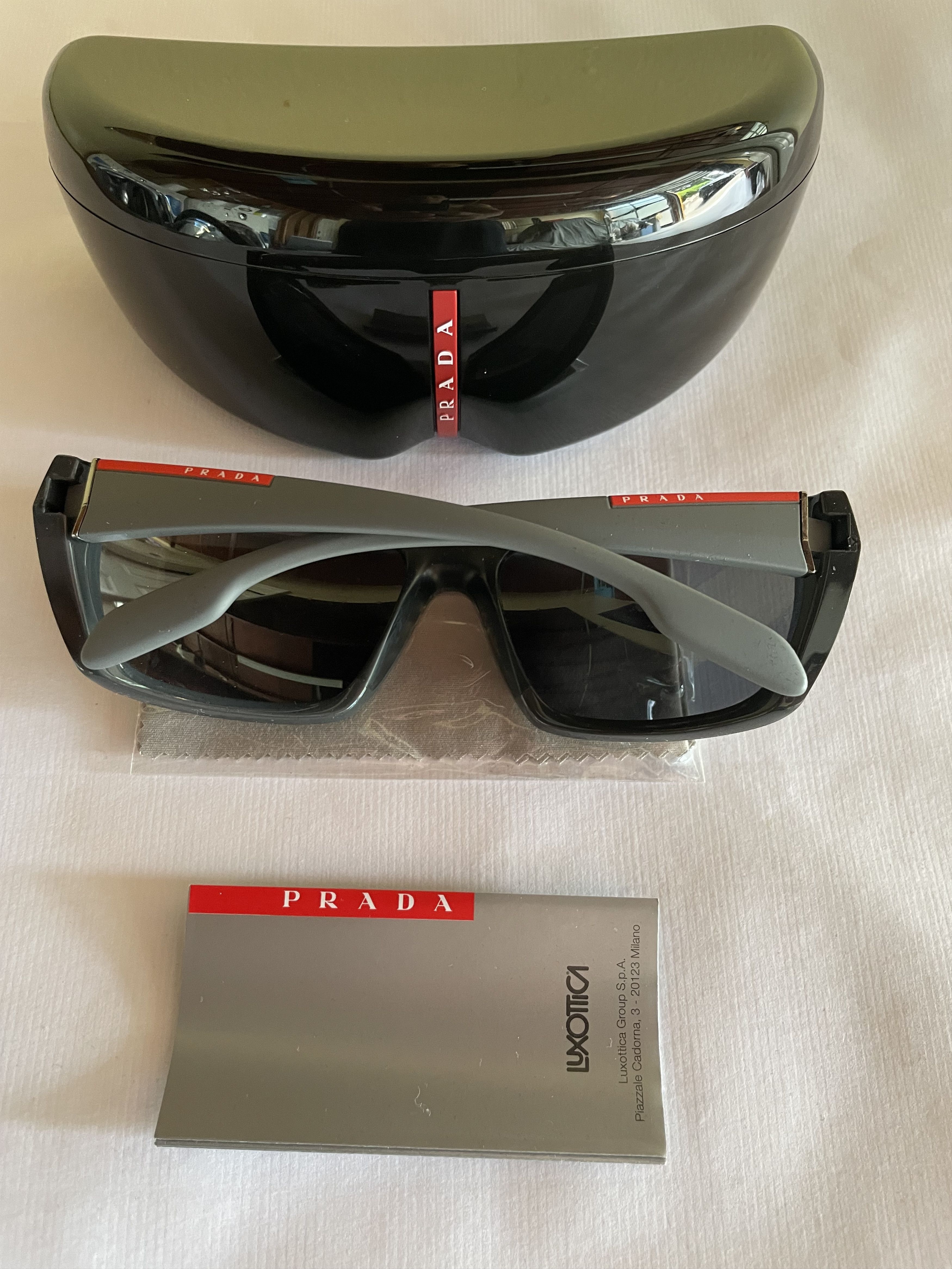 Prada Prada PS 06SS VY90D3 61 Matte Grey Rectangle Sunglasses. Size ONE SIZE - 4 Thumbnail
