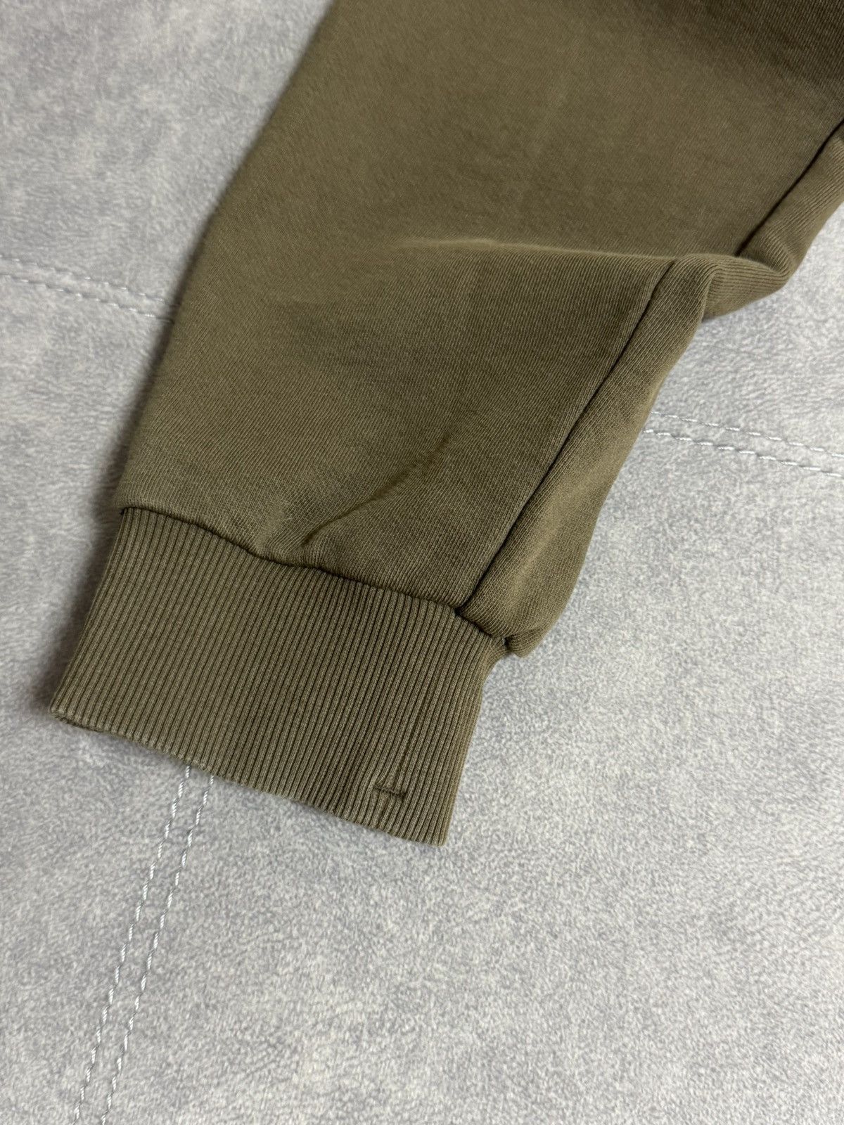 C.P. Company × Massimo Osti C.P. Company cotton military joggers sweatpants cargo pants Size US 30 / EU 46 - 20 Thumbnail