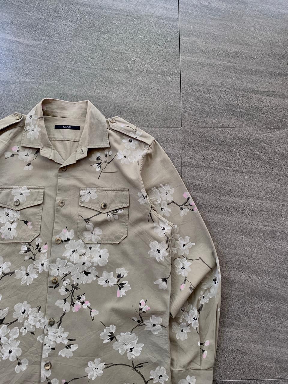 Gucci FREE TAX! SS 2003 Painted Floral Military Shirt by Tom Ford Size US S / EU 44-46 / 1 - 3 Thumbnail
