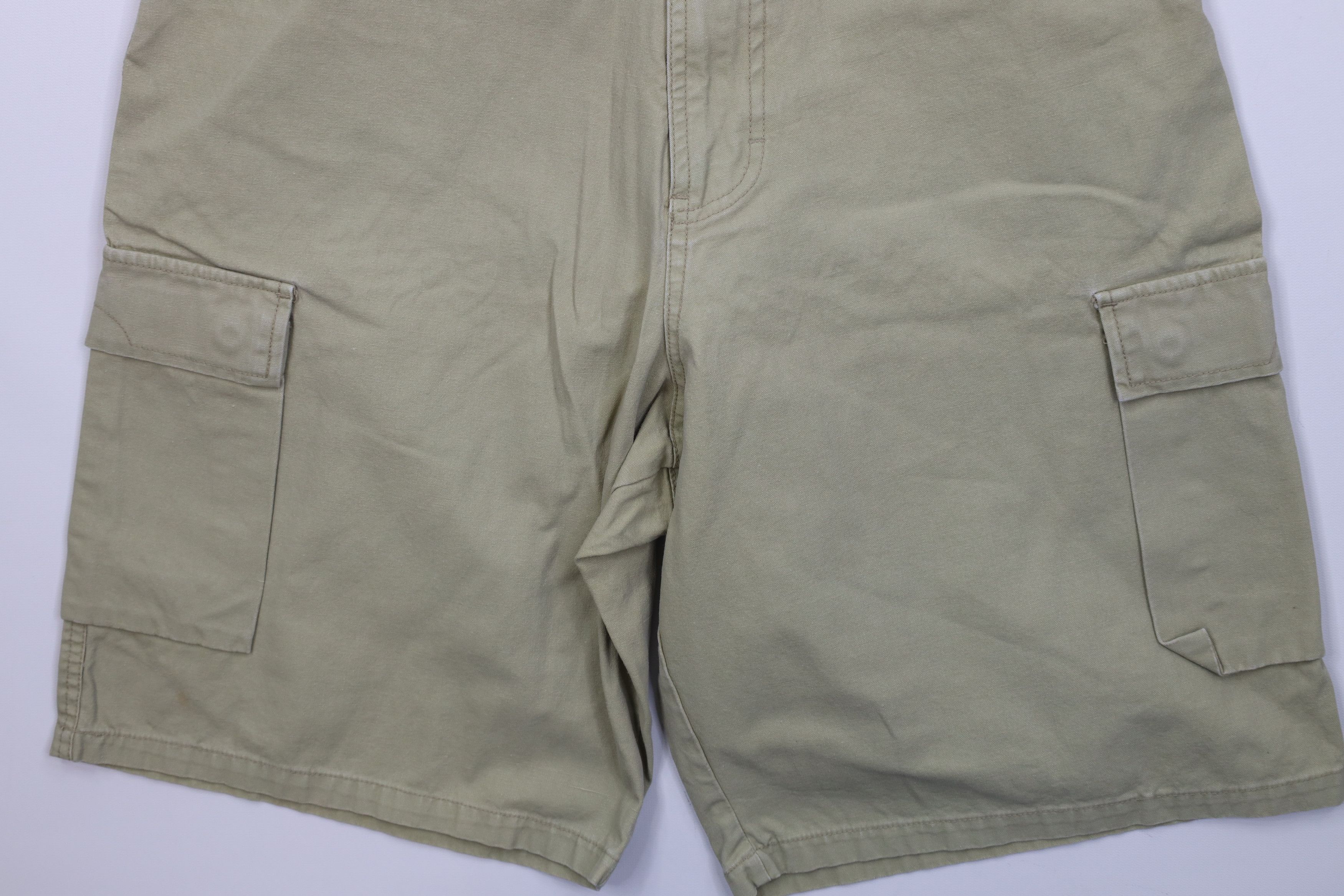 Vintage Vintage 90s Y2K DC Shoes Skateboard Cargo Shorts Beige Size US 32 / EU 48 - 4 Thumbnail
