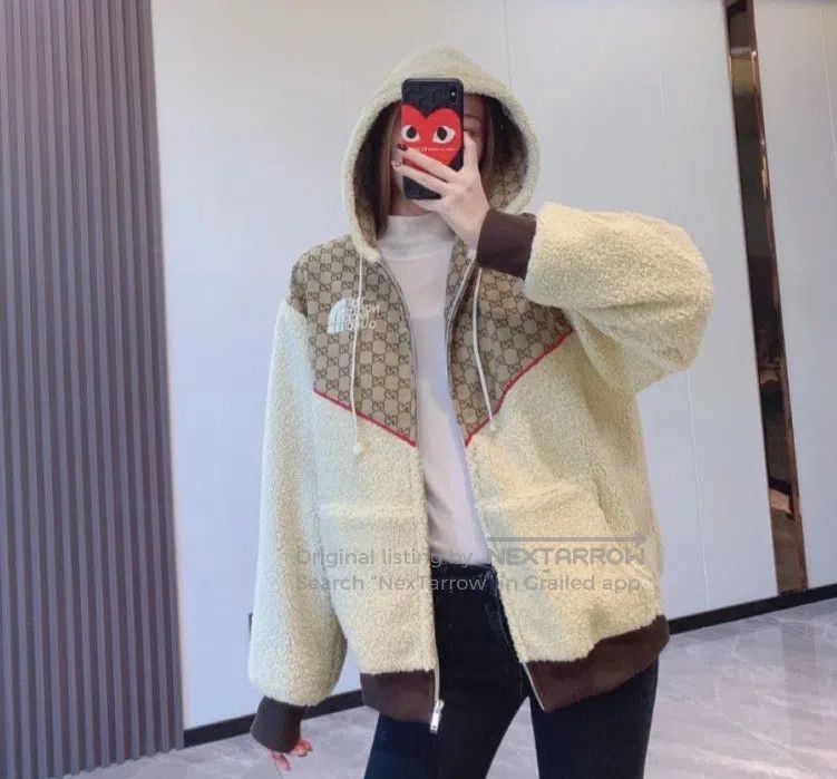 Gucci Guicci Beige Logo Jacquard Hooded Zip Long-Sleeve Lamb绒 Ja Size US S / EU 44-46 / 1 - 8 Thumbnail