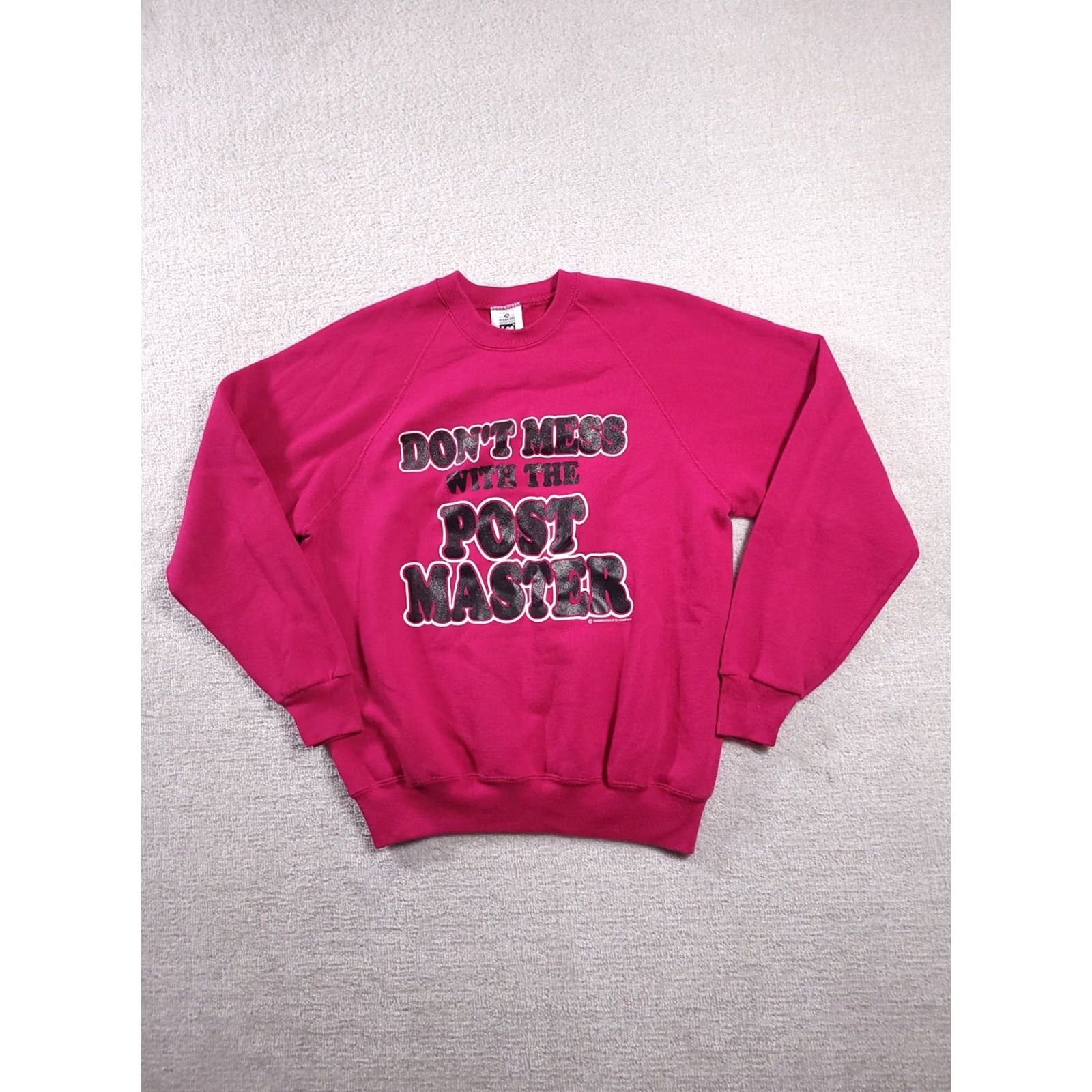 Lee VINTAGE Lee Sport Graphic Print Crewneck Sweatshirt Mens XL Dont Mess Postmaster Shirt Pullover Magenta Logo USA 90s Mens Body Size US XL / EU 56 / 4 - 2 Thumbnail