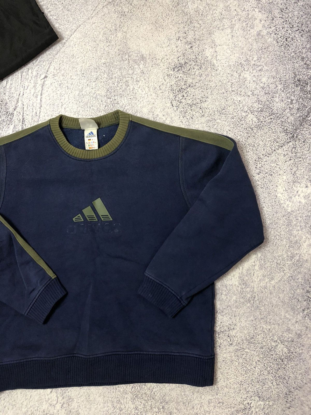 Vintage Vintage Men’s sweater adidas size L Size US L / EU 52-54 / 3 - 2 Thumbnail