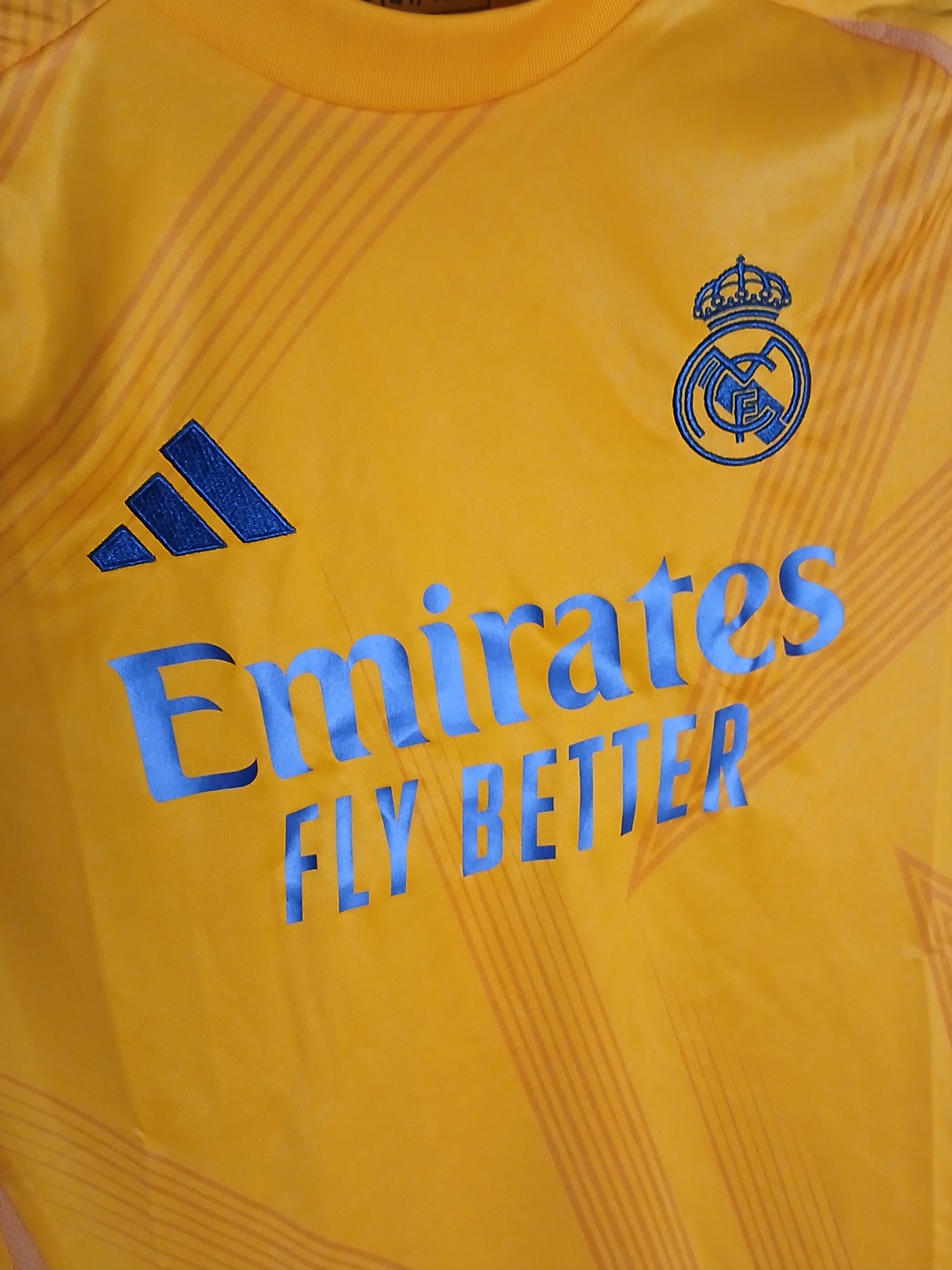 Adidas KIDS New Real Madrid 24/25 Away Football Jersey T-Shirt Size US S / EU 44-46 / 1 - 3 Thumbnail