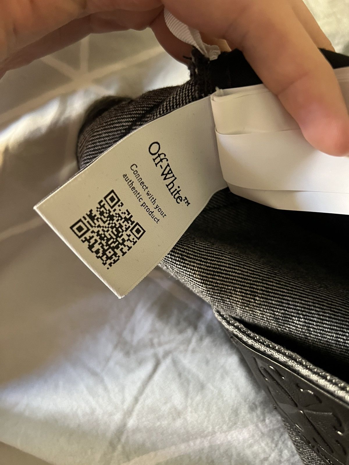 Off-White OFF WHITE logo patch denim shorts Size US 33 - 8 Thumbnail