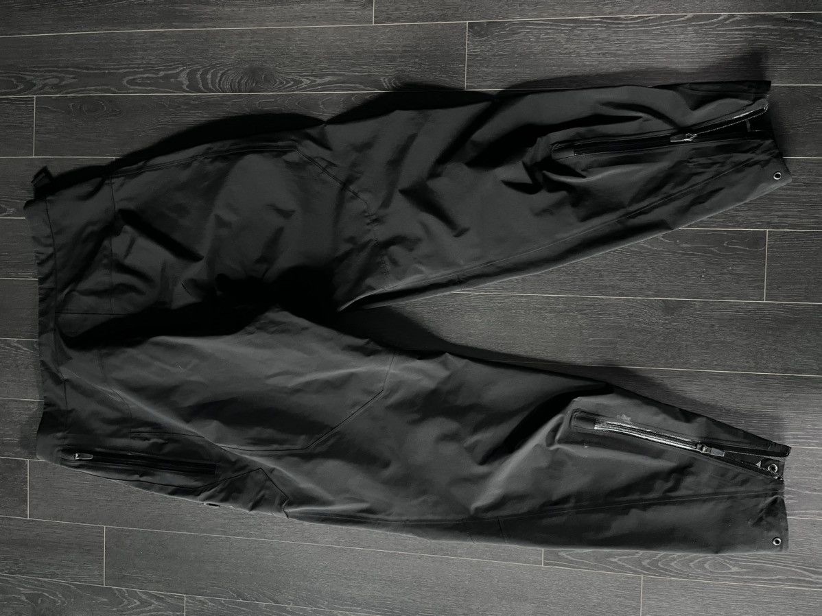 Acronym Acronym P43-GT Size US 30 / EU 46 - 10 Thumbnail