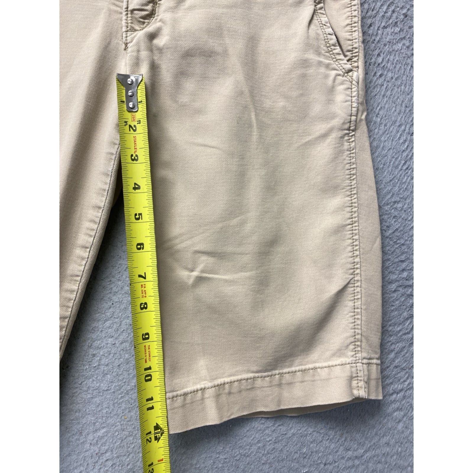 American Eagle Outfitters AMERICAN EAGLE OUTLETTERS Women's Solid Jean Shorts Size 6 Beige Regular Size 28" / US 6 / IT 42 - 5 Thumbnail