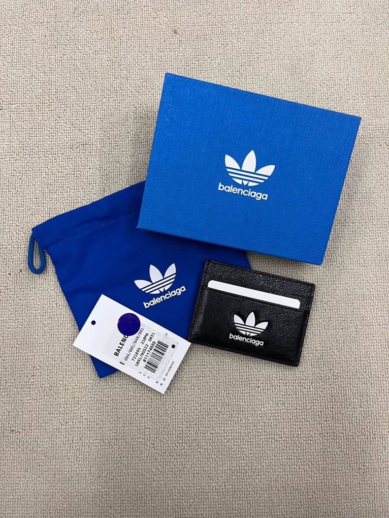 Balenciaga Balenciaga x Adidas Leather Card Holder-yf Size ONE SIZE - 1 Thumbnail