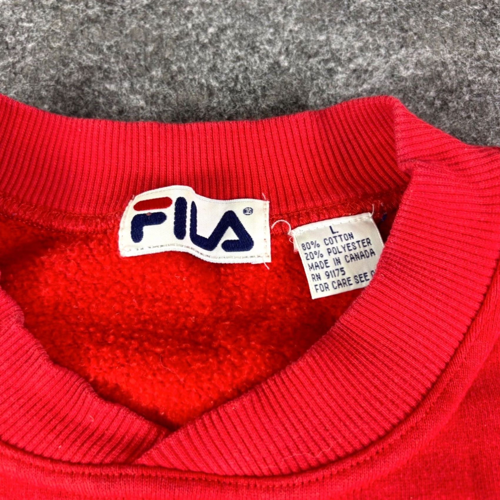 Fila VINTAGE FILA Red Crewneck Sweatshirt Embroidered Logo Size L 90s Unisex Adults Sweatshirt Size US L / EU 52-54 / 3 - 3 Thumbnail