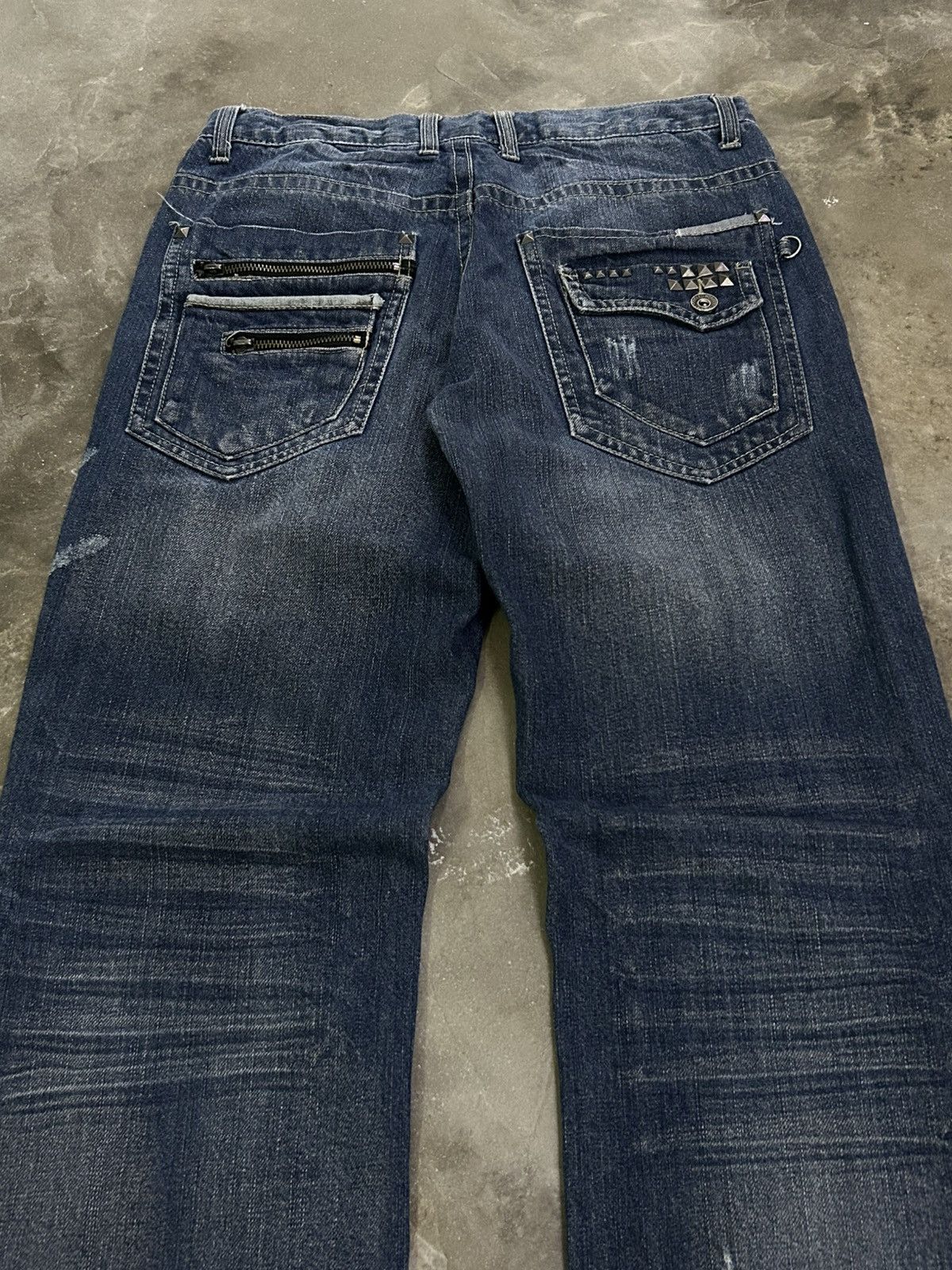GOSTAR DE FUGA Nylaus Y2K Distressed Baggy Studded Heavy Washed Whisker Size US 30 / EU 46 - 16 Thumbnail
