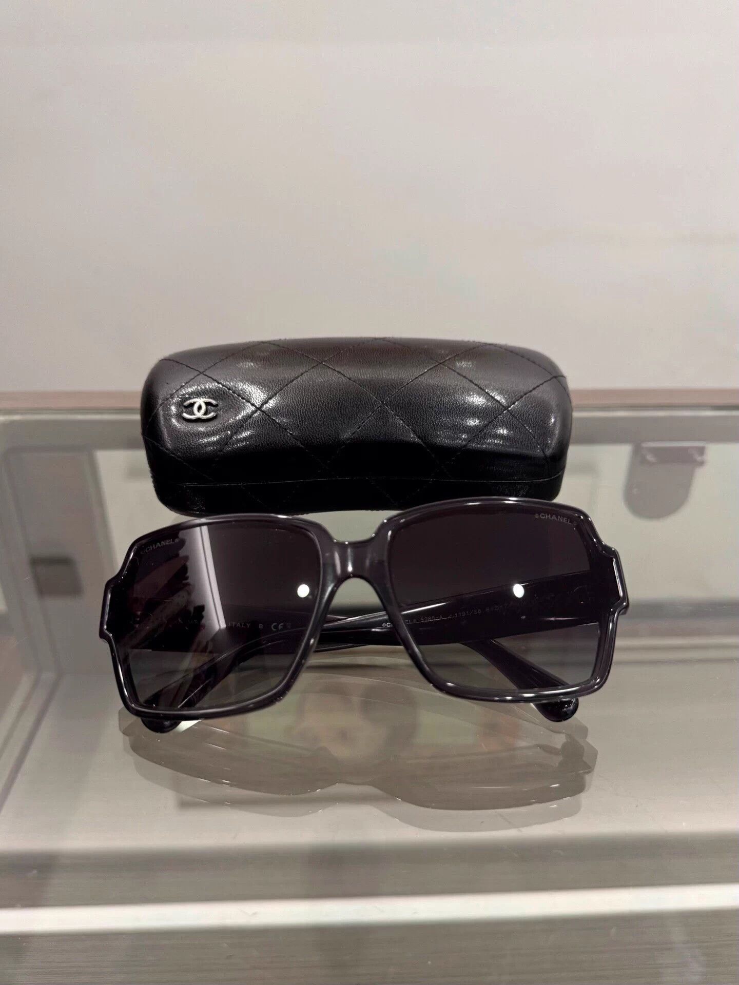 Chanel Chanel Silver CC Logo Black Sunglasses Size ONE SIZE - 1 Thumbnail