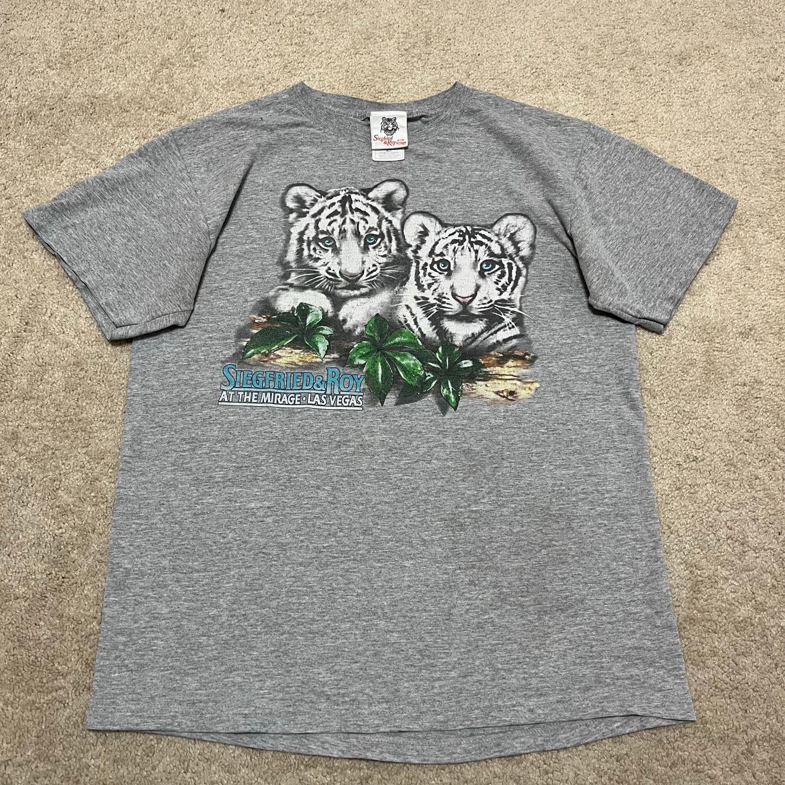 Fruit Of The Loom Siegfried & Roy White Tiger Graphic Grey Tee Las Vegas Med Size US M / EU 48-50 / 2 - 1 Thumbnail
