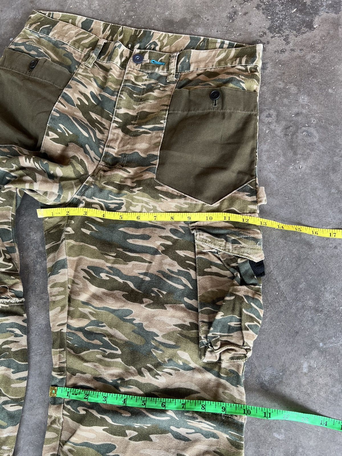 If Six Was Nine × PPFM PPFM TIGER STRIPE CAMO CARGO PANTS VERY RARE Size US 31 - 14 Thumbnail