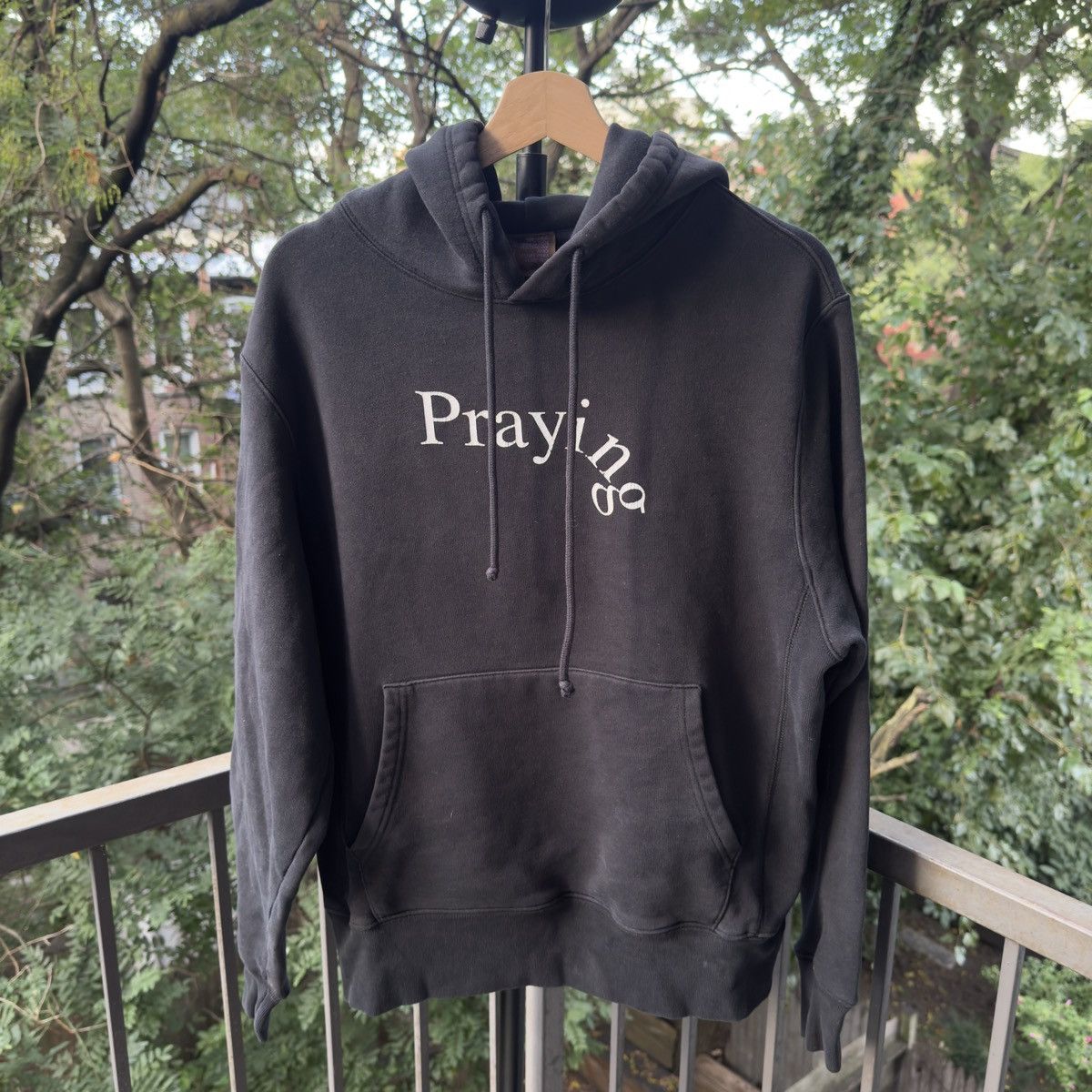 Praying Praying Logo Hoodie Faded Size US S / EU 44-46 / 1 - 1 Thumbnail