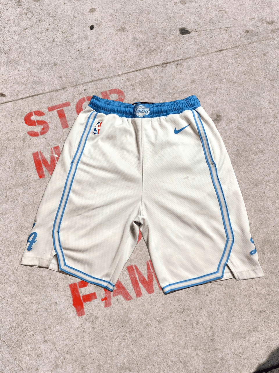 Nike NIKE Shorts Size US 34 / EU 50 - 1 Thumbnail