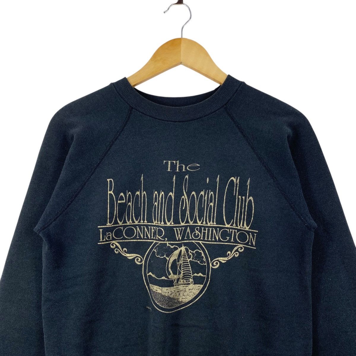 Vintage Vintage 80's The BEACH And SOCIAL CLUB LaConner Washington Size US M / EU 48-50 / 2 - 2 Thumbnail