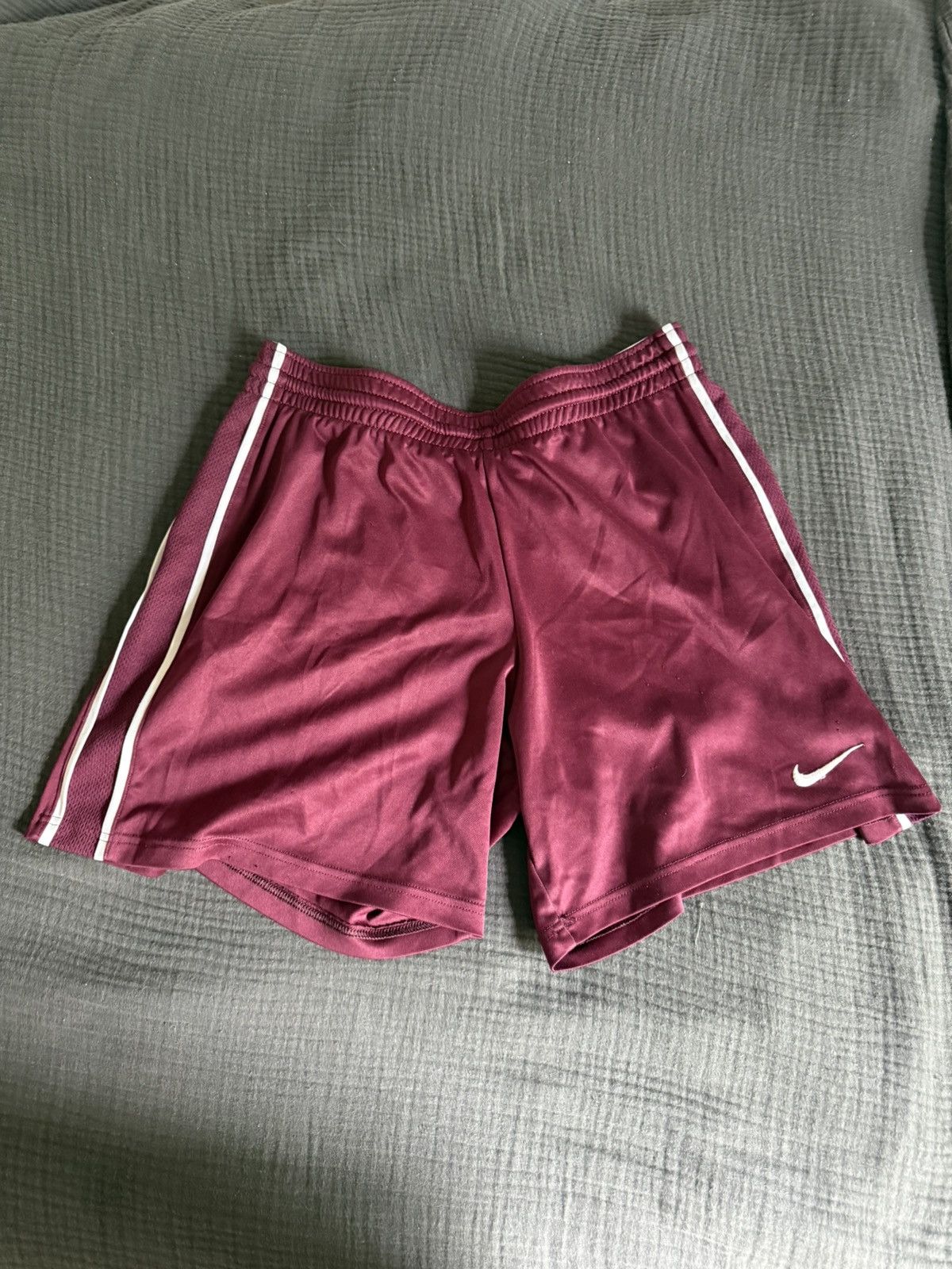 Nike Vintage Nike Shorts Size US 30 / EU 46 - 1 Thumbnail