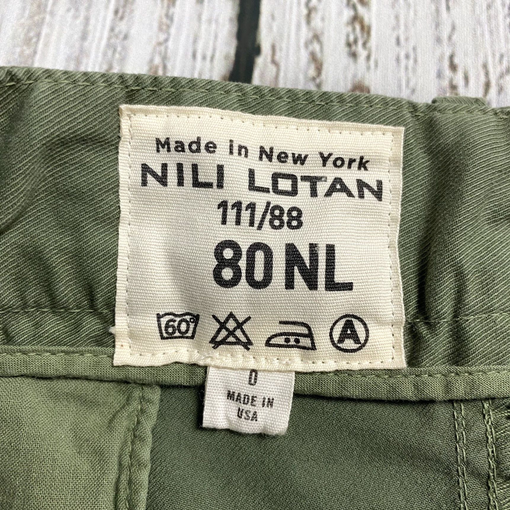 Nili Lotan VINTAGE NILI LOTAN East Hampton Pant Low Rise Slim Fit Frayed Cuff Women's 0 Green Cotton Twill 28-29 Slim Leg USA-made Shoes? Size 25" / US 0 / IT 36 - 4 Thumbnail