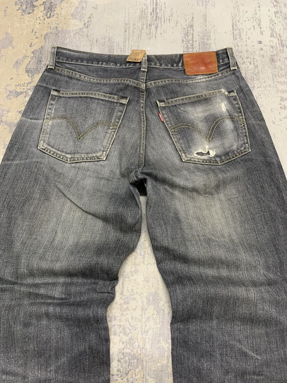 Levi's Vintage Levis 502 Faded Distressed Jeans Size US 32 / EU 48 - 9 Thumbnail