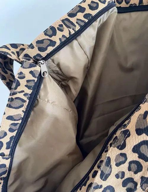 VIBE Leopard Graphic Overshoulder Bag Size ONE SIZE - 5 Thumbnail