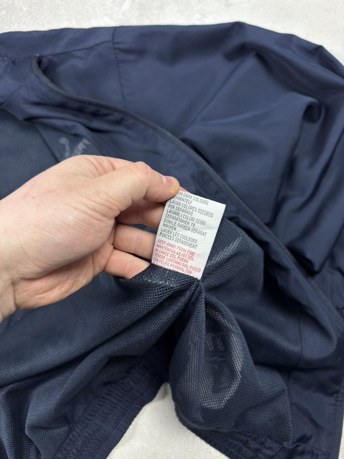 Fred Perry Vintage Fred Perry Regular Size Tracksuits Nylon Jacket Size US L / EU 52-54 / 3 - 9 Thumbnail