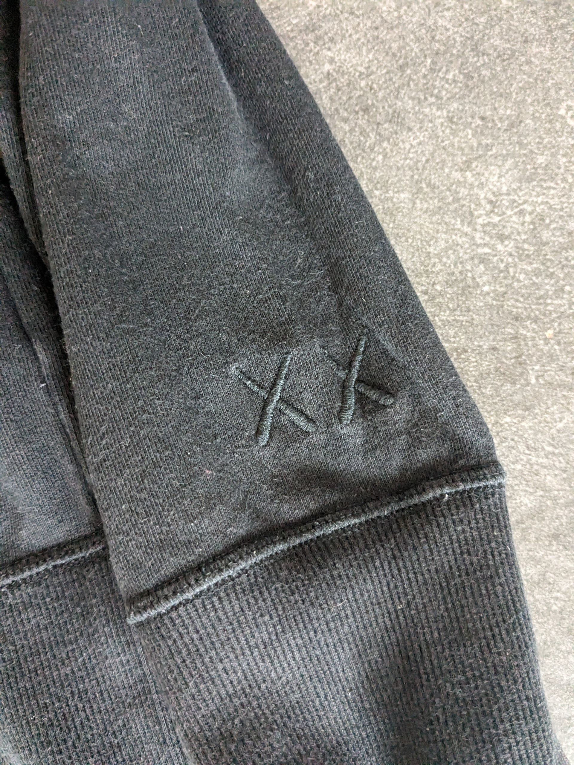 Kaws × Peanuts × Uniqlo Kaws x Peanuts Snoopy Hoodie Size L / US 10 / IT 46 - 3 Thumbnail