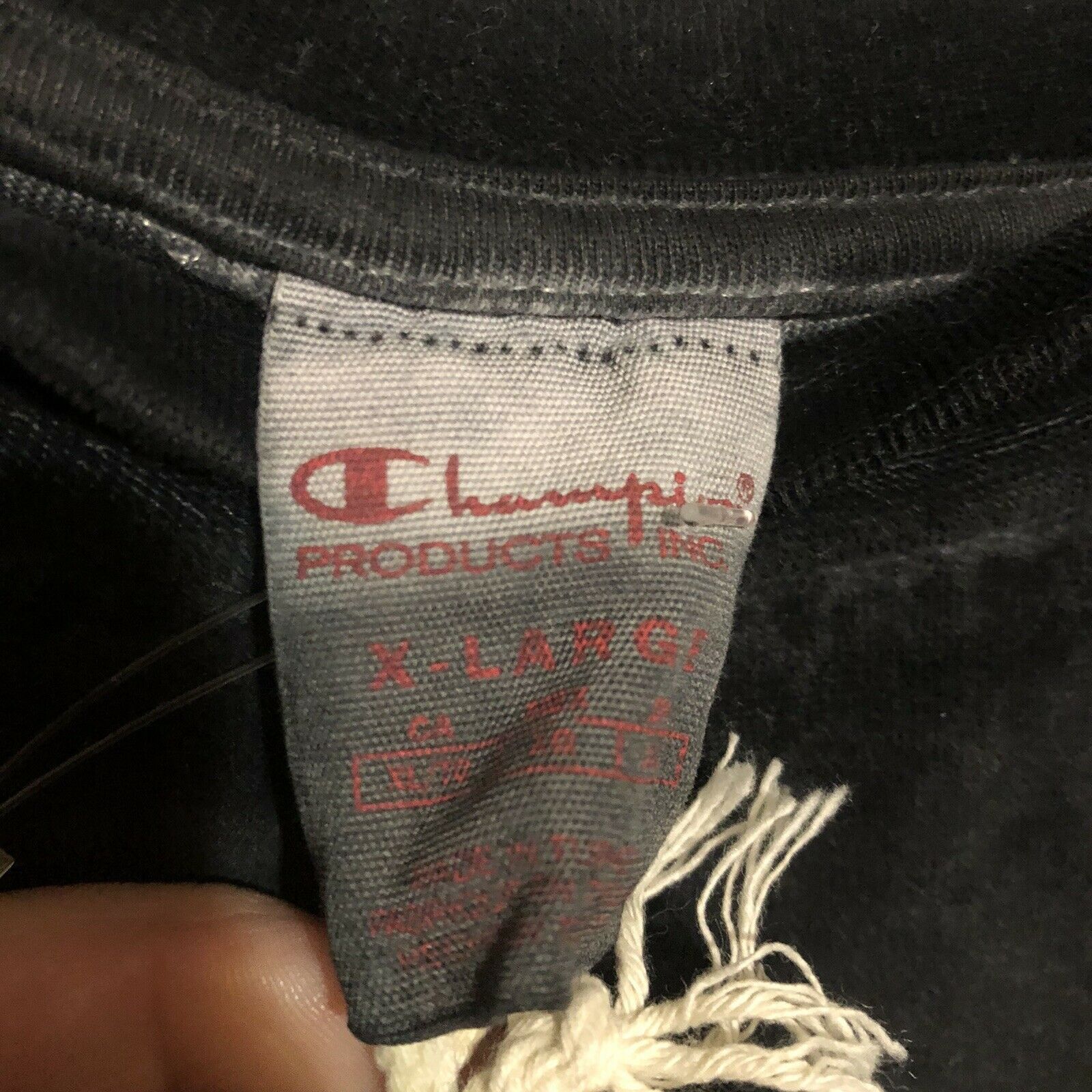 Champion Champion Velour Logo Tape Cropped Sweatshirt Women's XL Size XL / US 12-14 / IT 48-50 - 2 Thumbnail