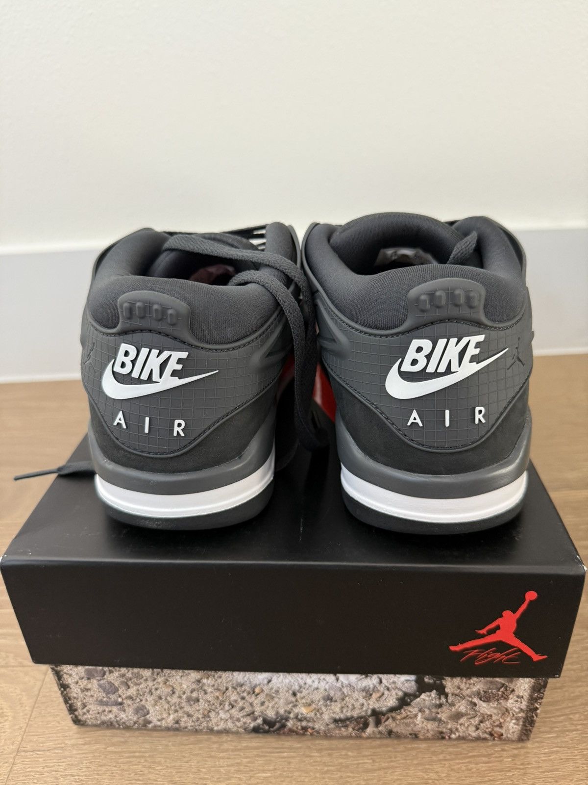 Jordan Brand Air Jordan 4 Nigel RM SP MENS 8.5 Driveway Grey Suede Size US 8.5 / EU 41-42 - 3 Thumbnail