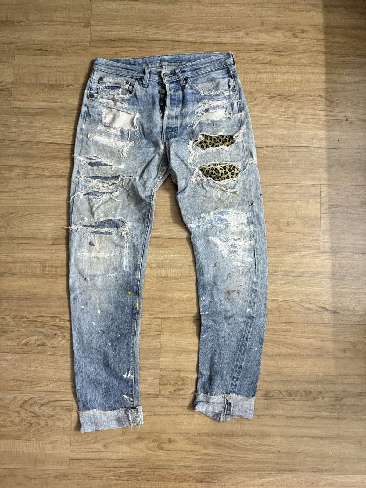 VINTAGE LEVIS CUSTOM DISTRESSED STYLE 501 JEANS