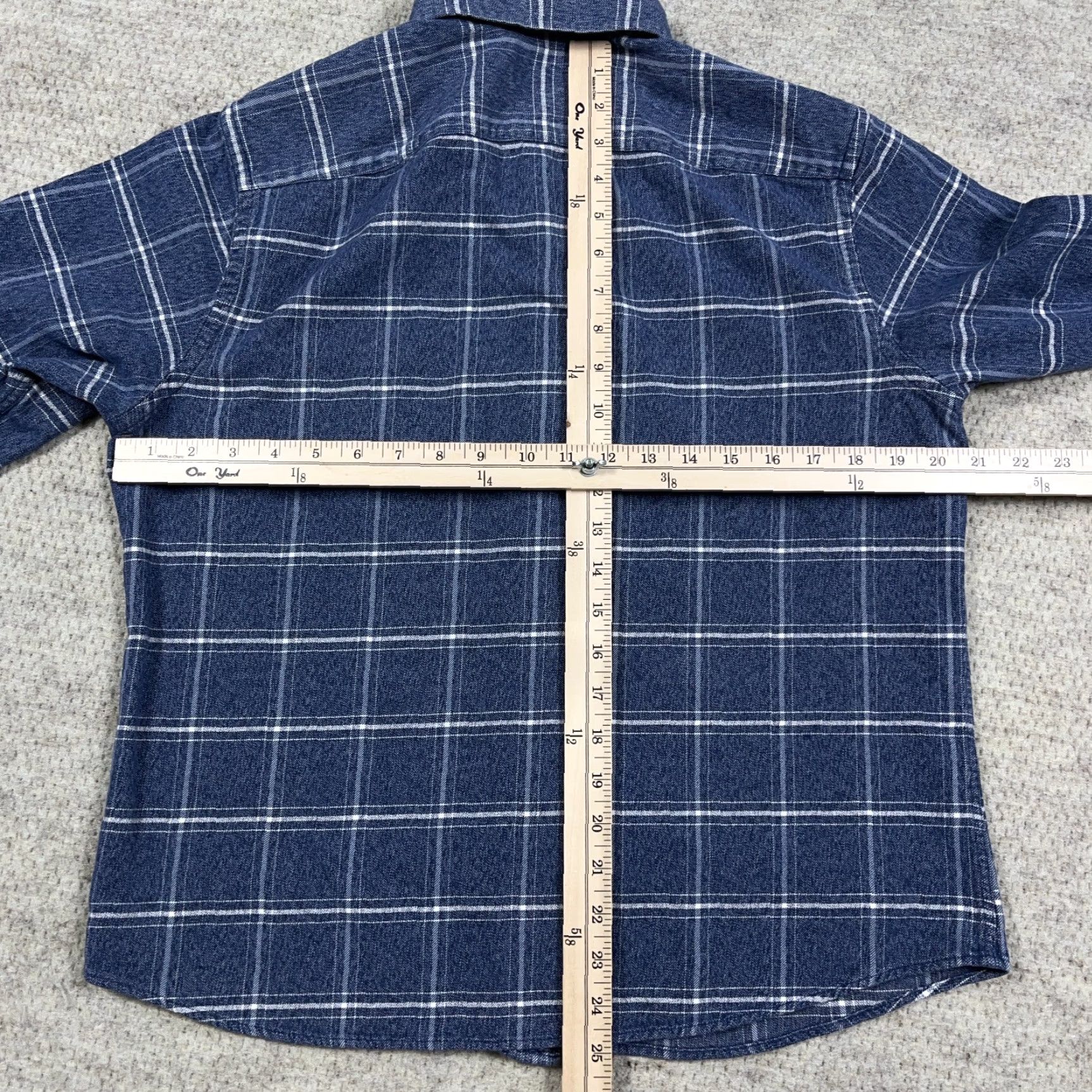 UNTUCKit UNTUCKit Denim Shirt Men L Blue Plaid Button Up Dress Casual Adult Shirt Size US L / EU 52-54 / 3 - 6 Thumbnail