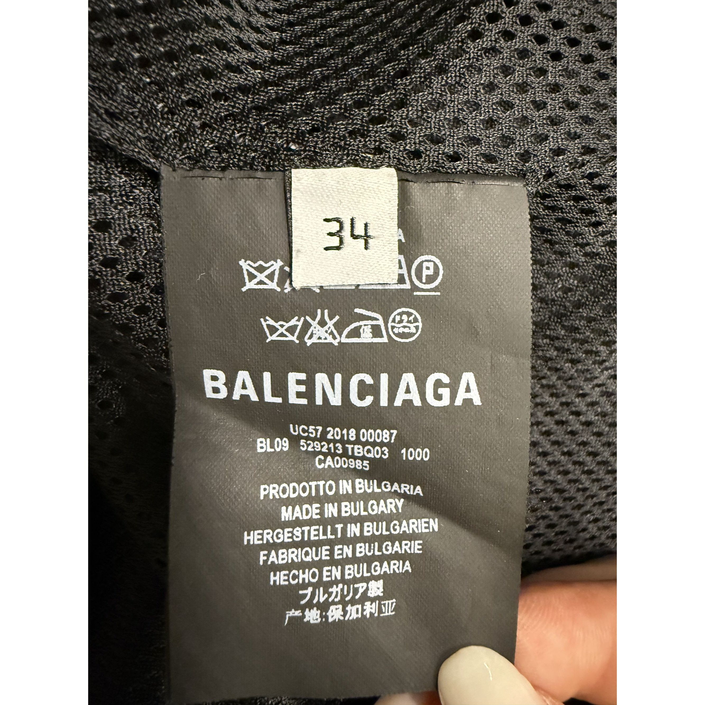Balenciaga Balenciaga Black & White Logo Windbreaker Jacket Size 34 Lig Size XXS / US 00 / IT 34 - 4 Thumbnail