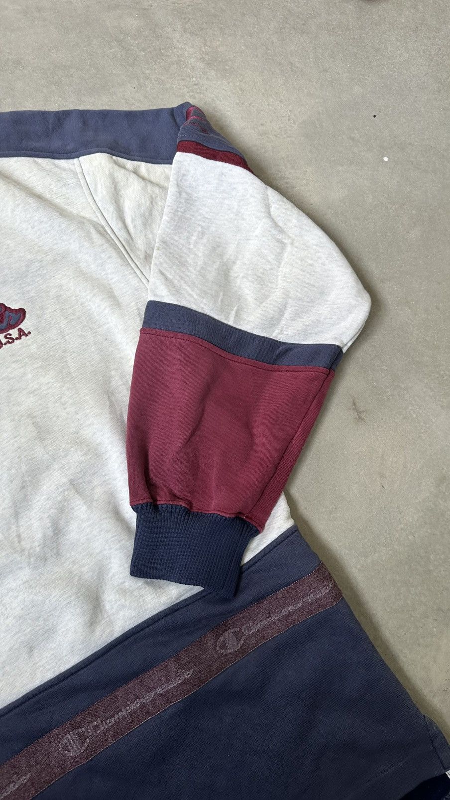 Champion VINTAGE 90S CHAMPION SWEATSHIRT Size US L / EU 52-54 / 3 - 3 Thumbnail