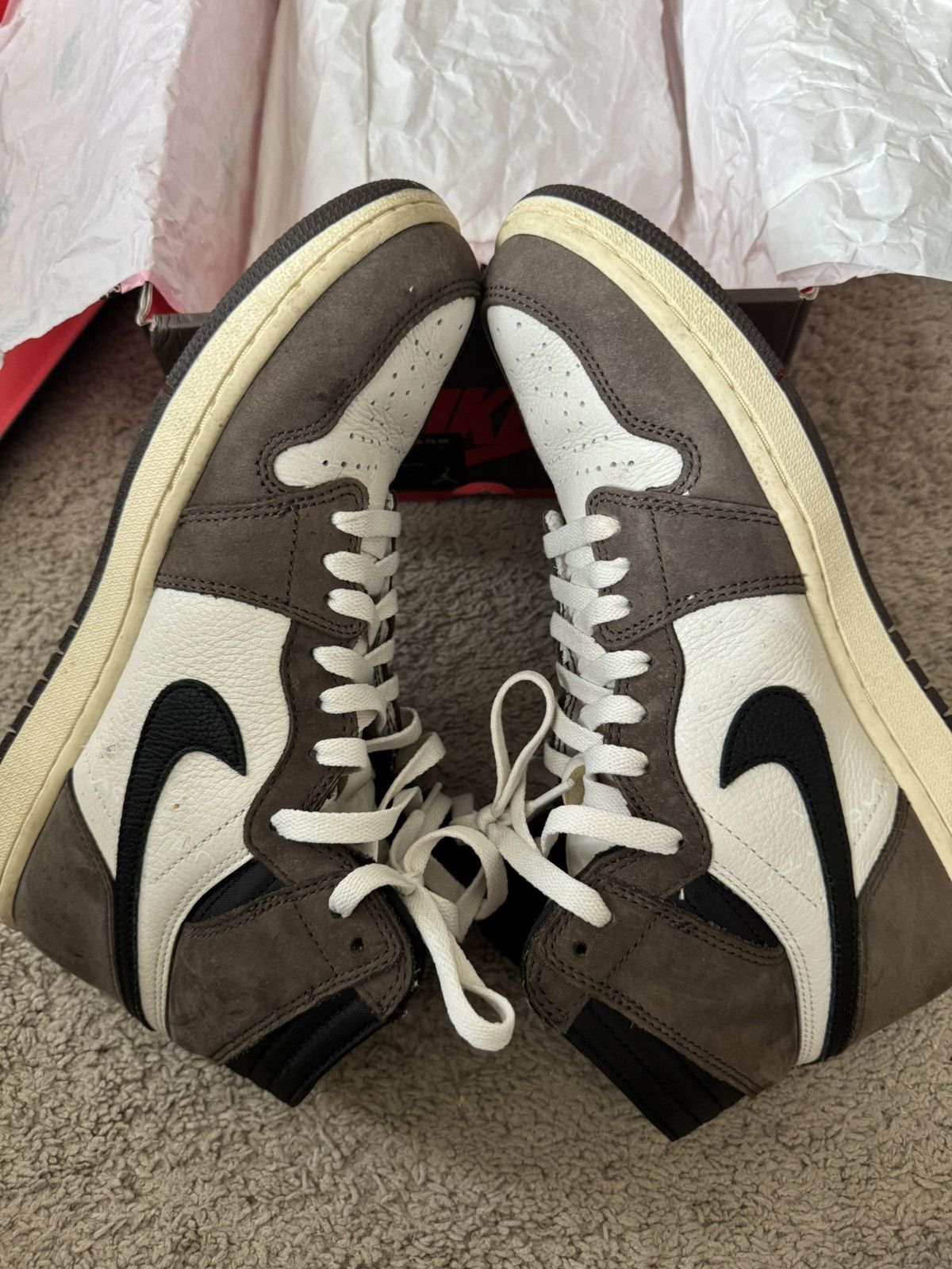 Jordan Brand Travis Scott Jordan 1 high Size US 10 / EU 43 - 4 Thumbnail