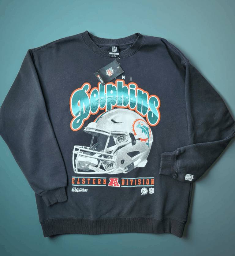 NFL NWT Miami Dolphins Bundle Crewneck Sweatshirt & Beanie MD Size US M / EU 48-50 / 2 - 4 Thumbnail