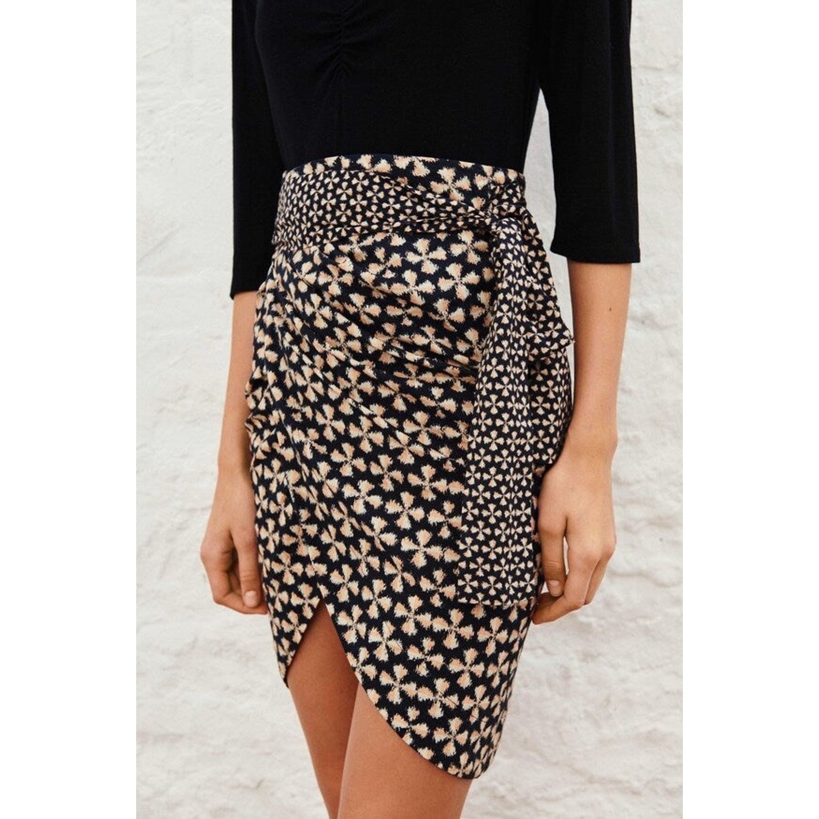 ba&sh NWT Ba&sh Wrap Midi XS Draped Skirt Sz 0 Geometric Tulip Hem Size 25" / US 0 / IT 36 - 3 Thumbnail