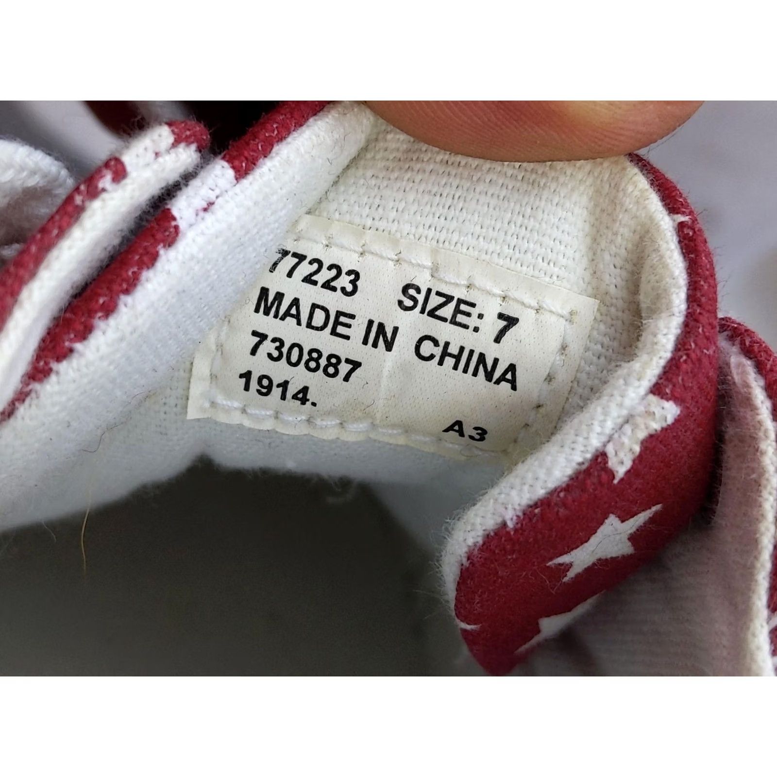 Lands' End Lands' End Star Print Canvas Sneakers Womens 7 Red White Lace Up Low Top Casual Shoes USA Size M / US 6-8 / IT 42-44 - 6 Thumbnail